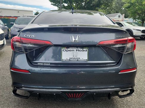 Certified 2024 Honda Civic Sport image 5