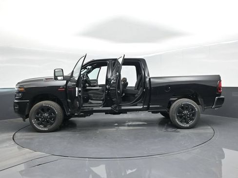 New 2026 RAM 2500 Big Horn AWD/4WD image 58