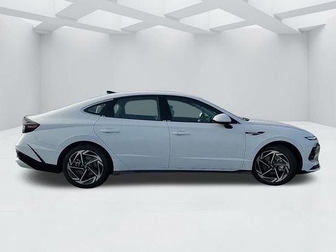 New 2026 Hyundai Sonata SEL image 4
