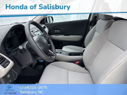 Certified 2022 Honda HR-V LX image 16