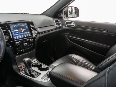 Used 2019 Jeep Grand Cherokee Limited X AWD/4WD image 11