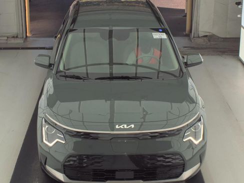 Certified 2023 Kia Niro Wind FWD image 3
