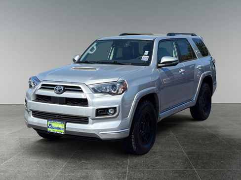 Used 2022 Toyota 4Runner TRD Sport image 3