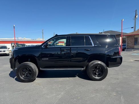 Used 2019 GMC Yukon SLT image 3