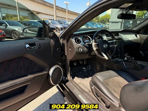 Used 2013 Ford Mustang GT Premium RWD image 22
