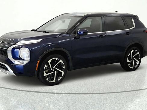 Used 2022 Mitsubishi Outlander SEL FWD image 3