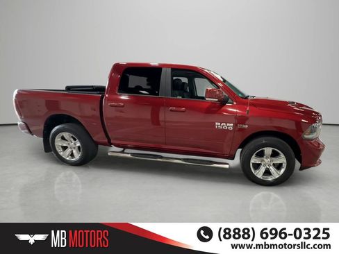 Used 2015 RAM 1500 Sport w/ Convenience Group AWD/4WD image 4