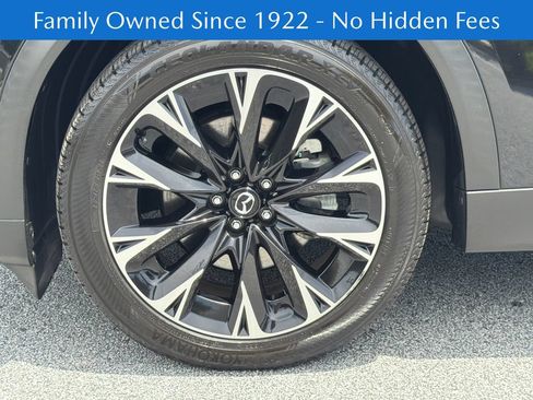 Used 2024 MAZDA CX-90 Plug-In Hybrid w/ Premium Pkg AWD/4WD image 11