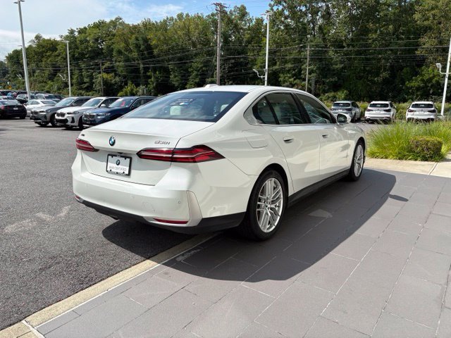 Certified 2024 BMW 530i xDrive w/ Premium Package AWD/4WD image 7