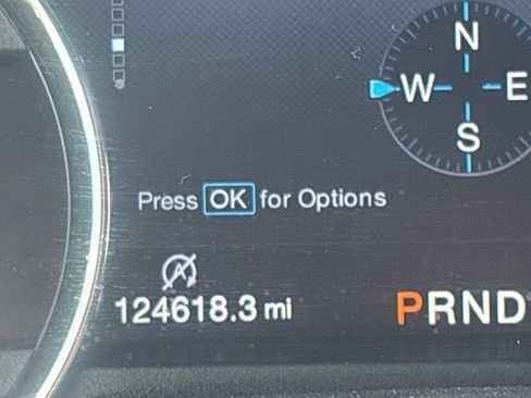 Used 2018 Ford F150 Lariat w/ Equipment Group 502A Luxury AWD/4WD image 24