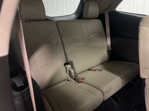 Used 2018 Buick Enclave Premium w/ Trailering Package image 12