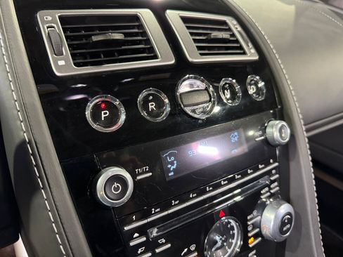Used 2012 Aston Martin DBS Volante image 29