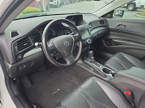 Used 2020 Acura ILX w/ Premium Package image 11
