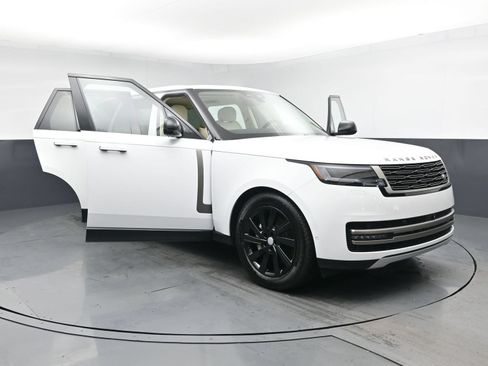 Used 2024 Land Rover Range Rover SE AWD/4WD image 28