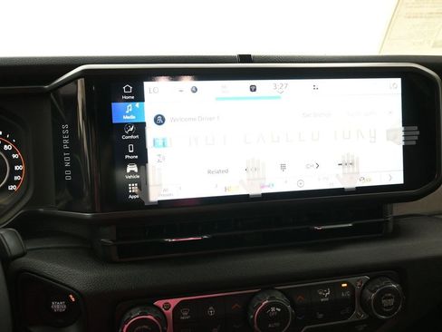 New 2026 Jeep Wrangler Unlimited Sport image 17