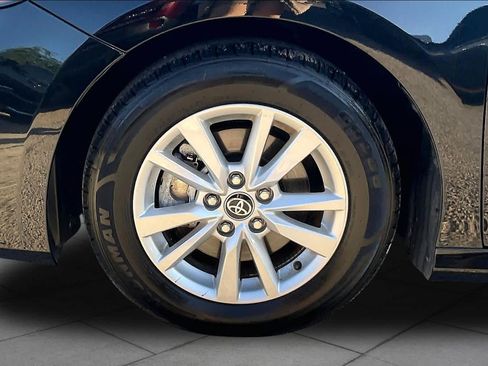Used 2025 Toyota Camry LE FWD image 11