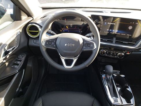 New 2026 Chevrolet Trax ACTIV w/ Sunroof Package image 13