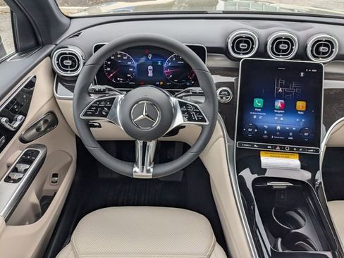 New 2026 Mercedes-Benz GLC 300 image 16