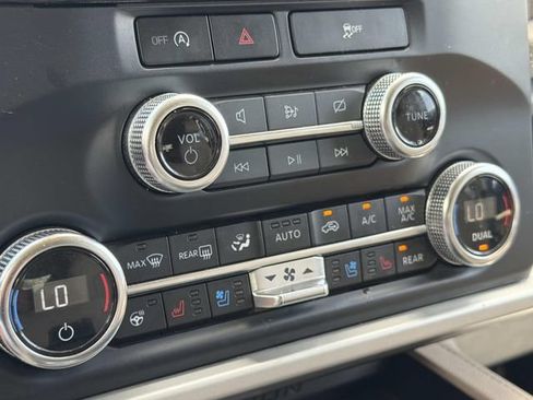Certified 2024 Ford Expedition Limited RWD image 27