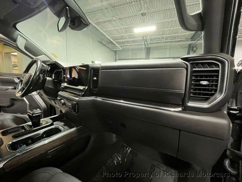 Used 2022 Chevrolet Silverado 1500 RST w/ Max Trailering Package image 21