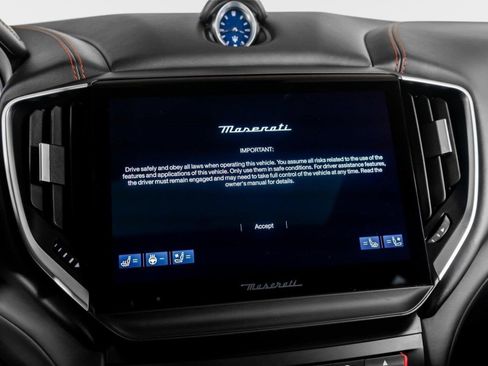 Used 2023 Maserati Ghibli Modena Q4 AWD/4WD image 43