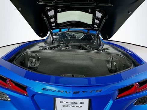 Used 2025 Chevrolet Corvette Stingray Preferred Cpe w/ 2LT RWD image 25