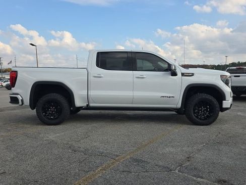 Used 2022 GMC Sierra 1500 AT4X image 6