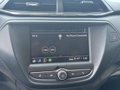 Used 2023 Chevrolet TrailBlazer LS FWD image 17