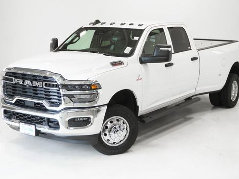 New 2026 RAM 3500 Tradesman AWD/4WD image 2