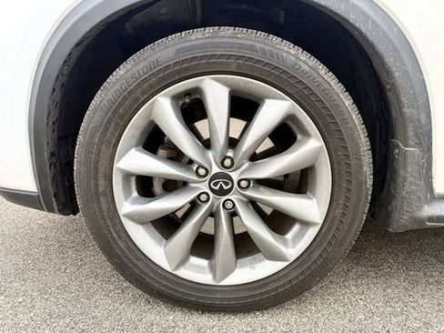 Used 2021 INFINITI QX50 Luxe image 23