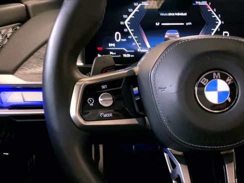 Certified 2023 BMW 760i xDrive AWD/4WD image 23
