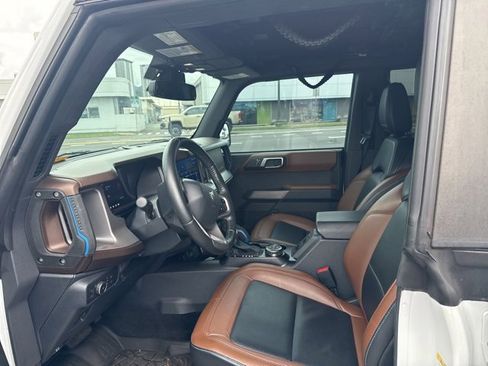 Used 2021 Ford Bronco Outer Banks w/ Sasquatch Package image 11