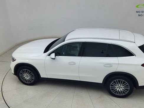 Used 2025 Mercedes-Benz GLC 300 4MATIC image 81