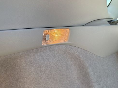 Used 2011 Toyota Prius Three image 40