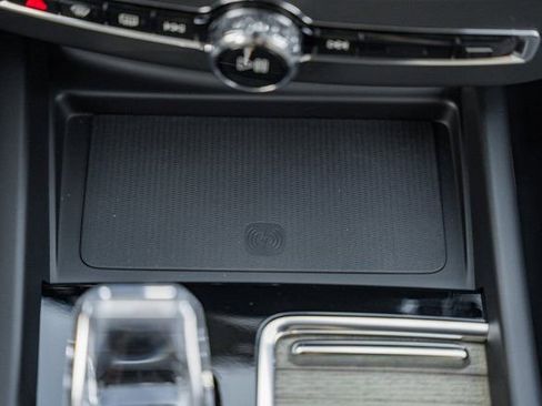 New 2026 Volvo XC60 T8 Plus w/ Protection Package Premier image 23