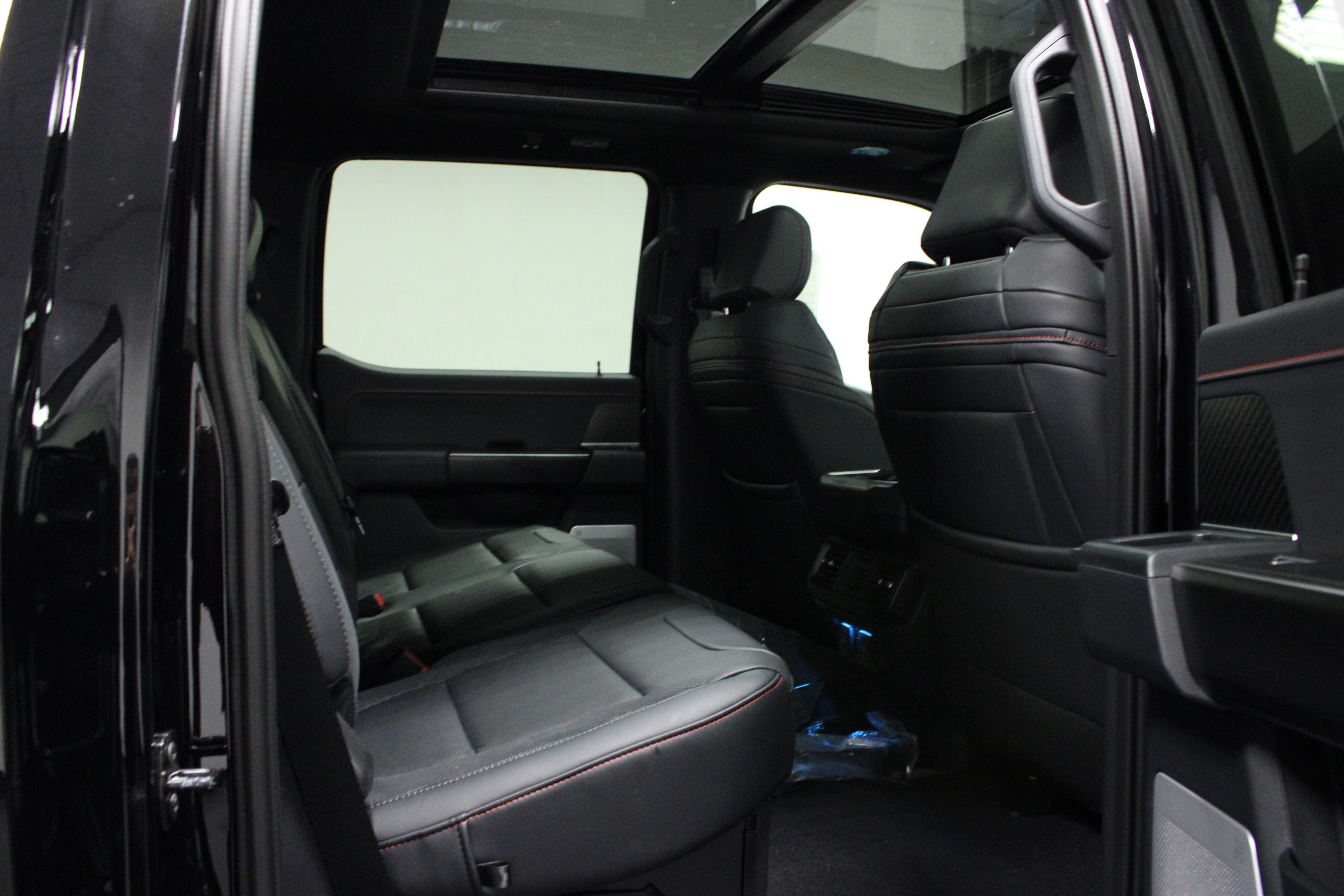 New 2025 Ford F150 Raptor AWD/4WD image 15