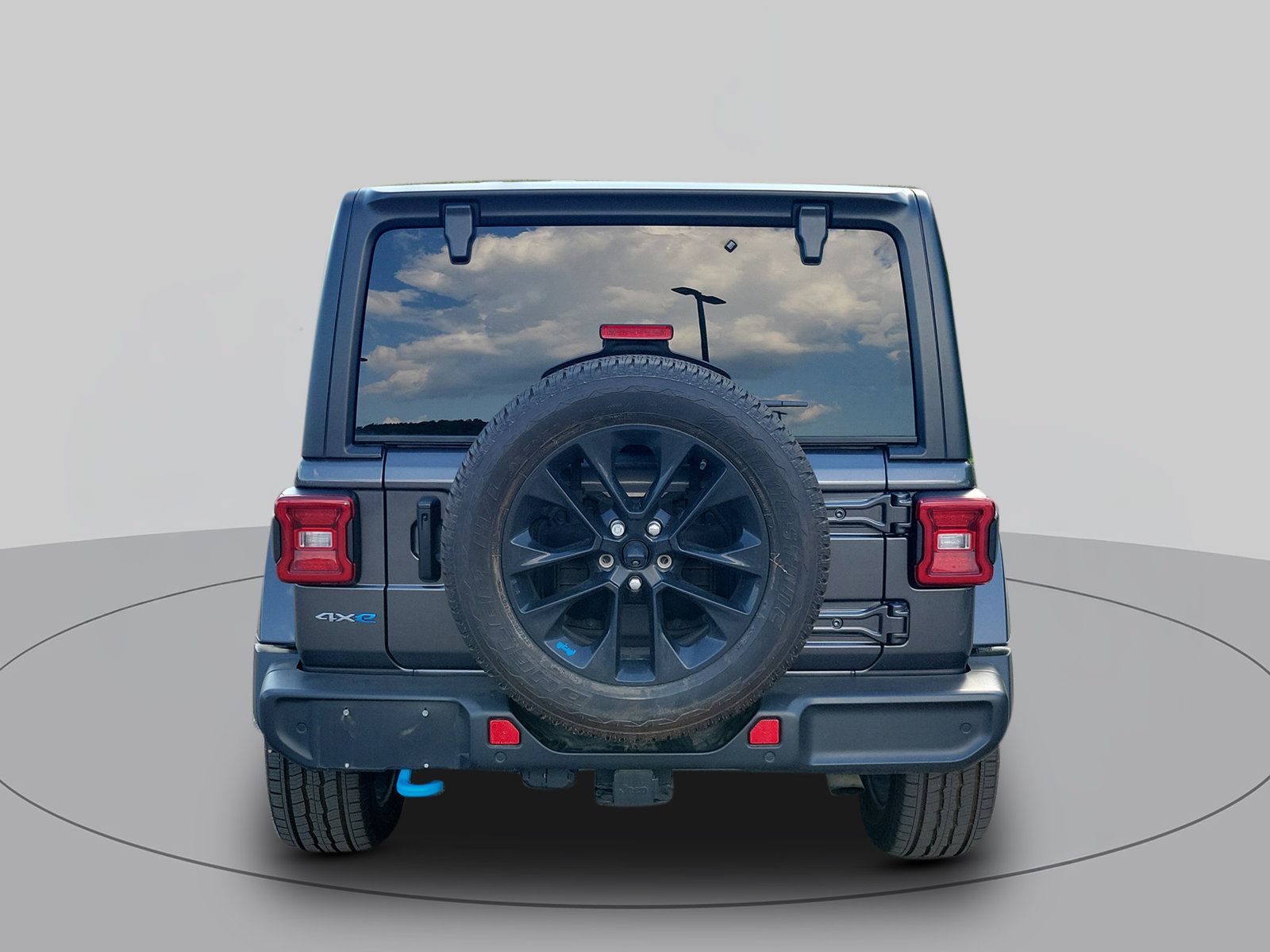 Used 2023 Jeep Wrangler Unlimited Sahara w/ Cold Weather Group AWD/4WD image 4