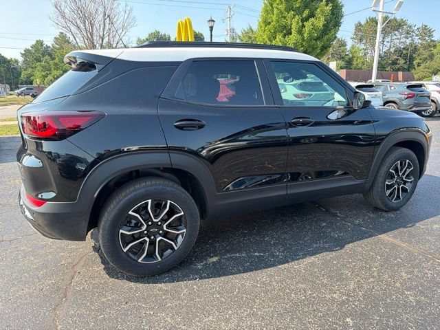 New 2026 Chevrolet TrailBlazer ACTIV w/ Convenience Package AWD/4WD image 3