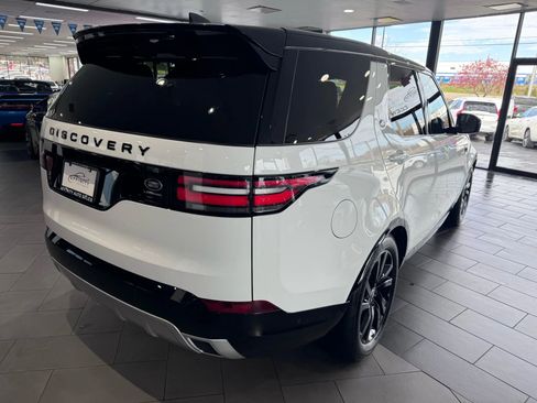 Used 2020 Land Rover Discovery Landmark image 3