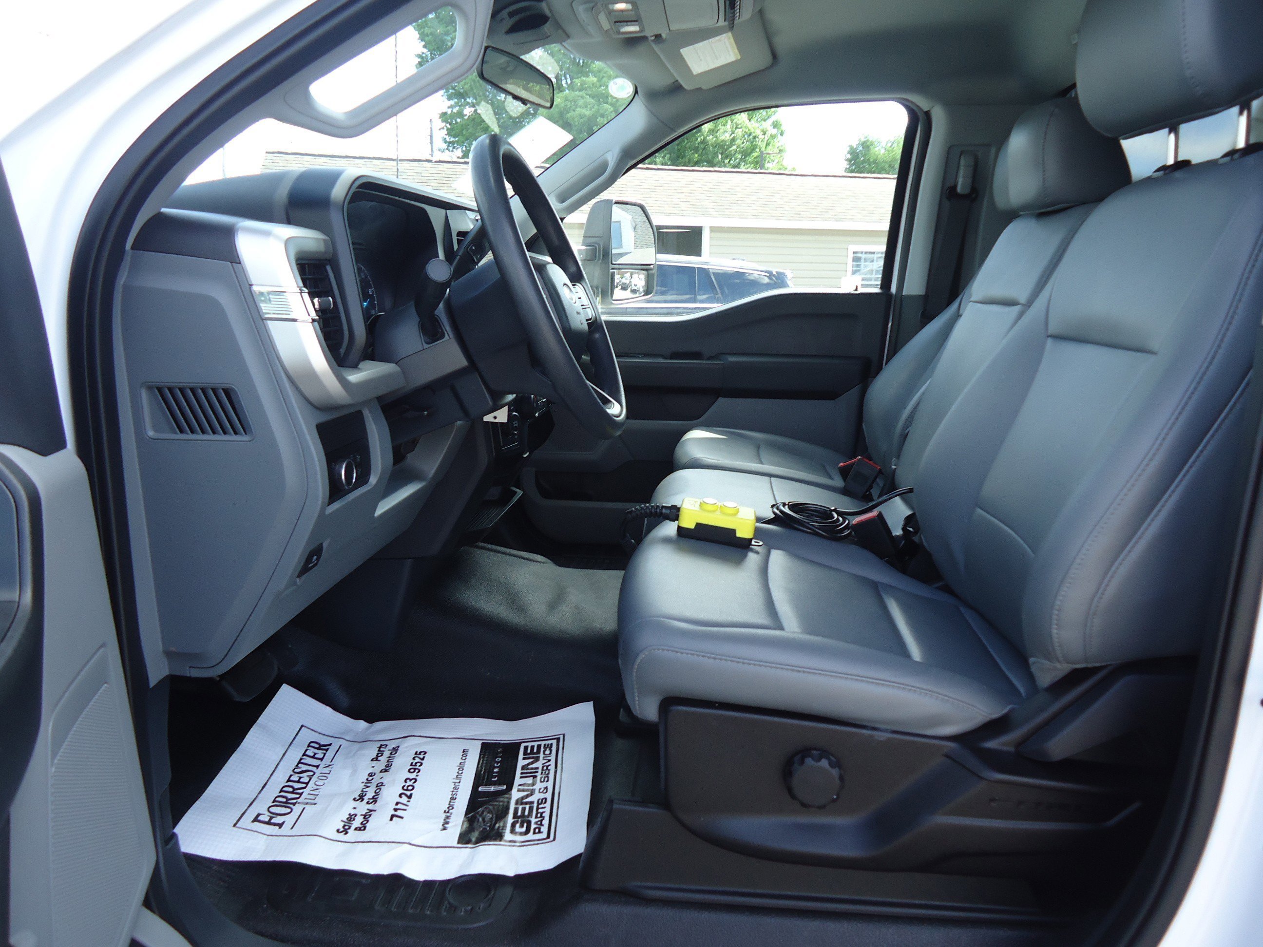 Used 2023 Ford F550 4x4 Regular Cab Super Duty image 24