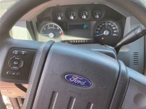 Used 2015 Ford F250 XL image 29