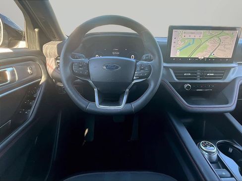 Used 2026 Ford Explorer ST-Line AWD/4WD image 10