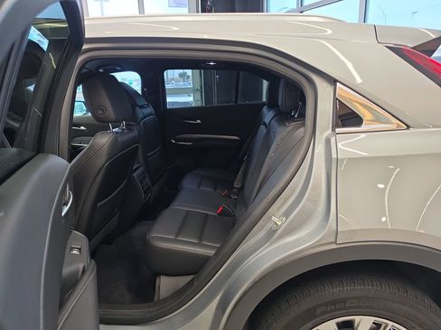 Used 2025 Cadillac XT4 Premium Luxury FWD image 31