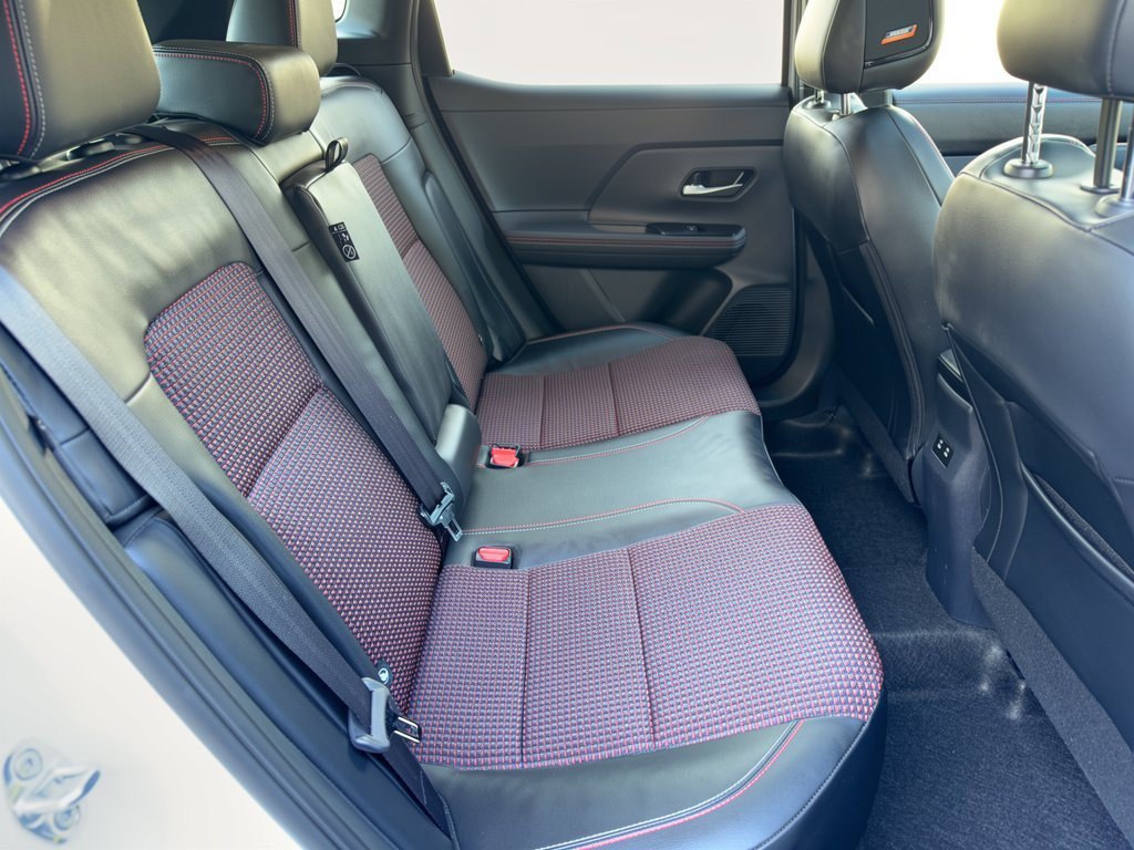 Used 2025 Nissan Kicks SR w/ SR Premium Package FWD image 29