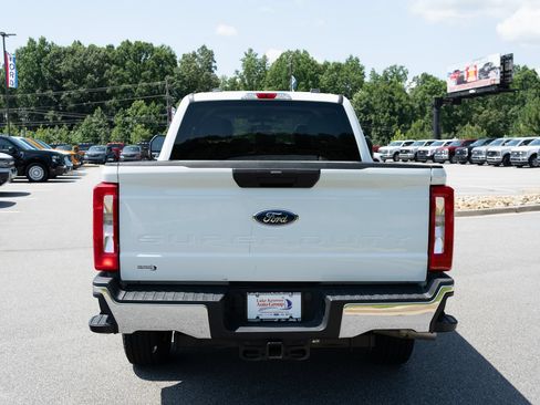Used 2026 Ford F250 XLT AWD/4WD image 8