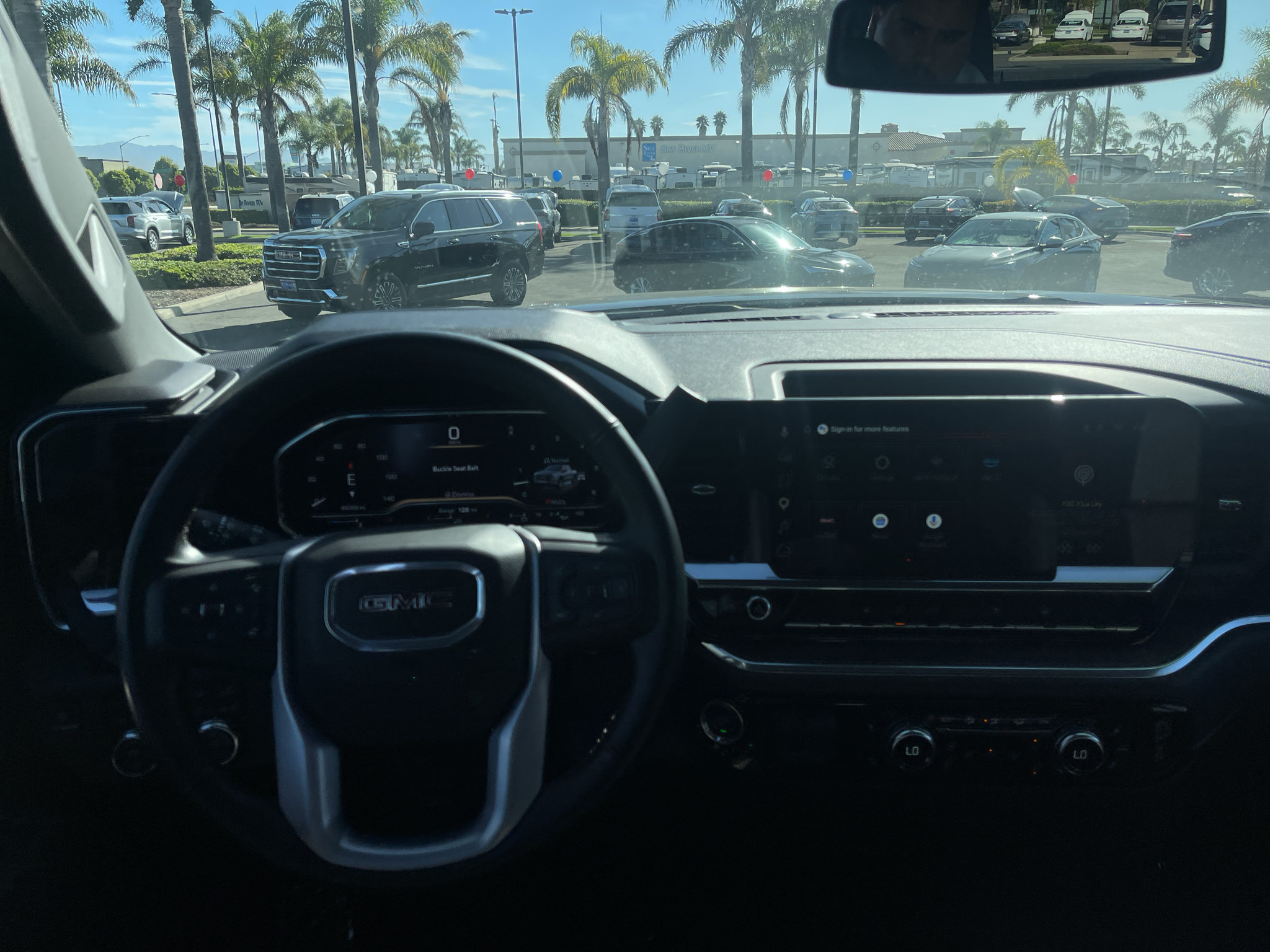 Used 2025 GMC Sierra 1500 SLT AWD/4WD image 4