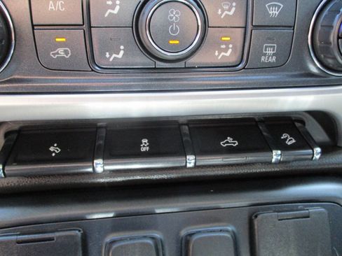 Used 2018 GMC Sierra 1500 SLT w/ SLT Premium Package image 19