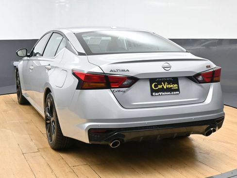 Used 2024 Nissan Altima 2.5 SR FWD image 7