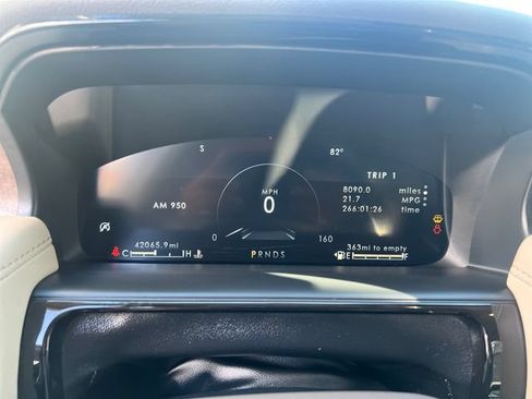 Certified 2023 Lincoln Nautilus Reserve AWD/4WD image 17