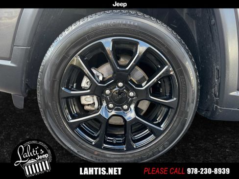 Certified 2022 Jeep Compass Altitude image 7